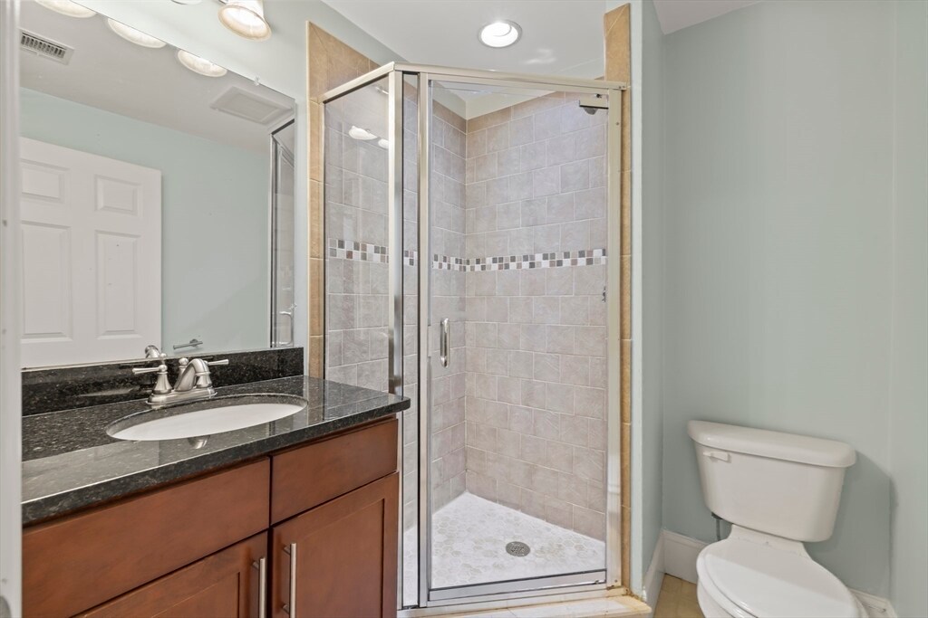 Building Photo - 24 Ward St