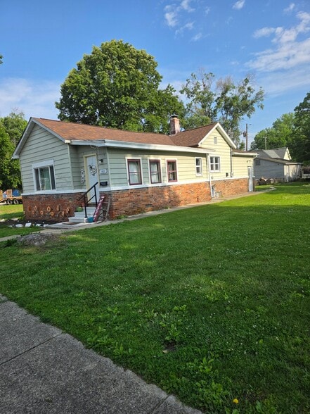 Building Photo - 1460 Eagle St
