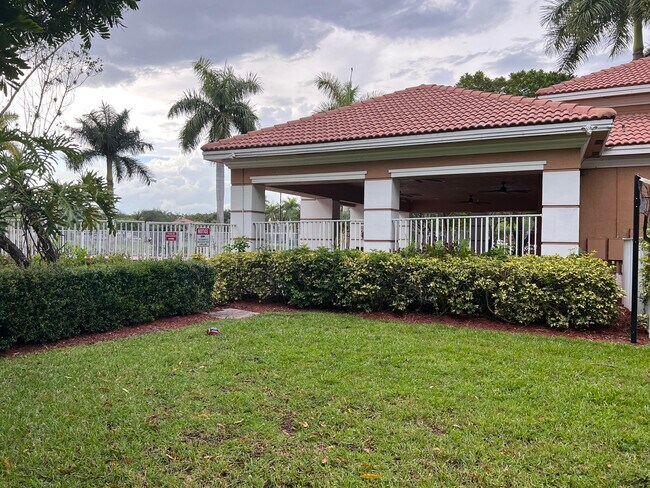 Building Photo - 4808 W Bexley Park Dr