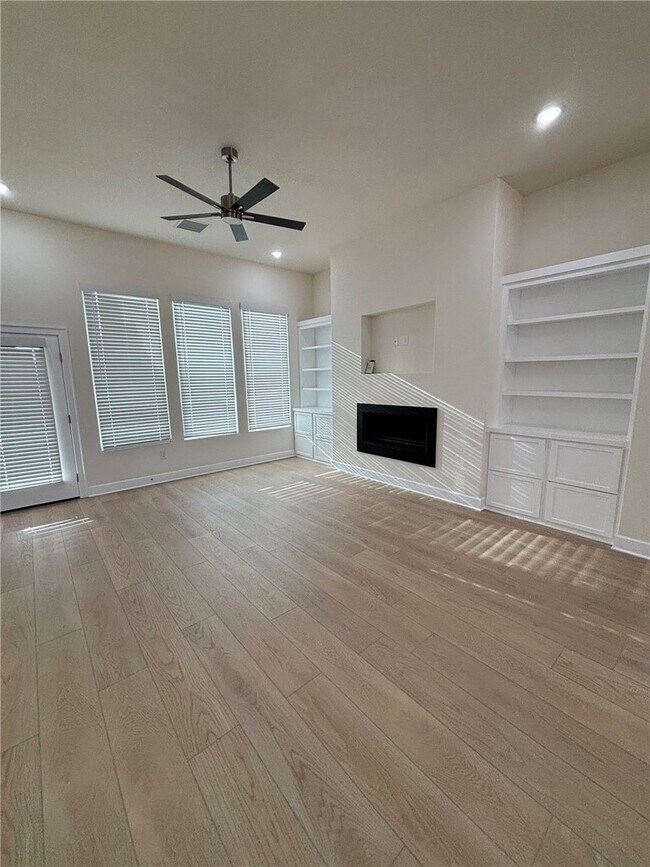 Building Photo - 2604 Bluster Dr