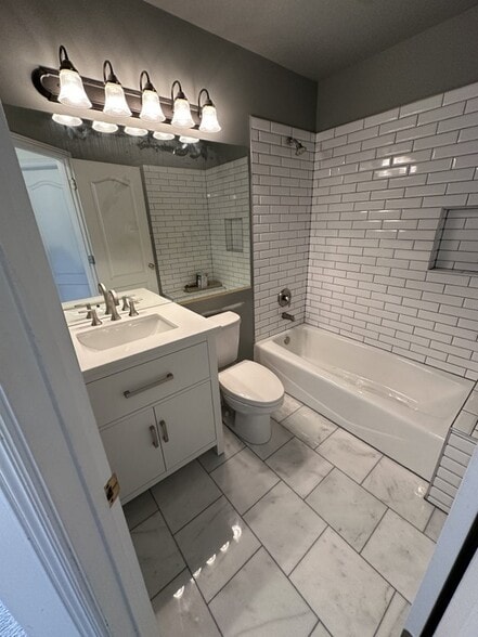 Building Photo - 58 N 340 W