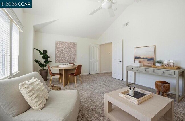 Building Photo - 1038 McCauley Rd