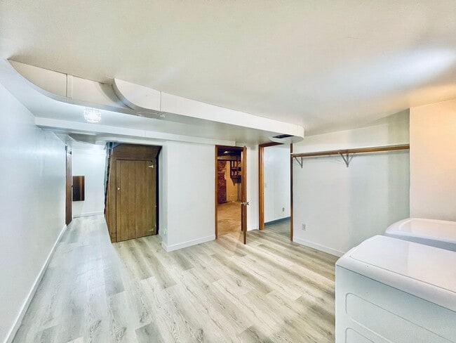 Building Photo - Cozy Seward Park Home with Large Yard!
