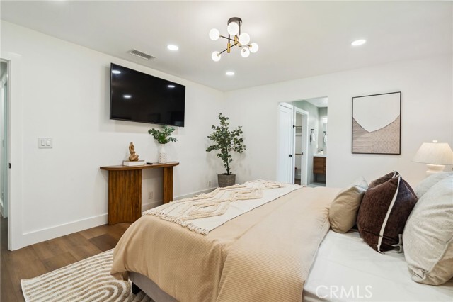 Building Photo - 737 Paseo Pl