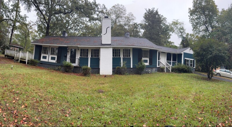 Primary Photo - 690 Webster St