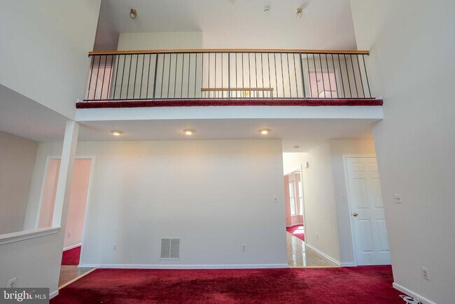 Building Photo - 27 Samantha Dr