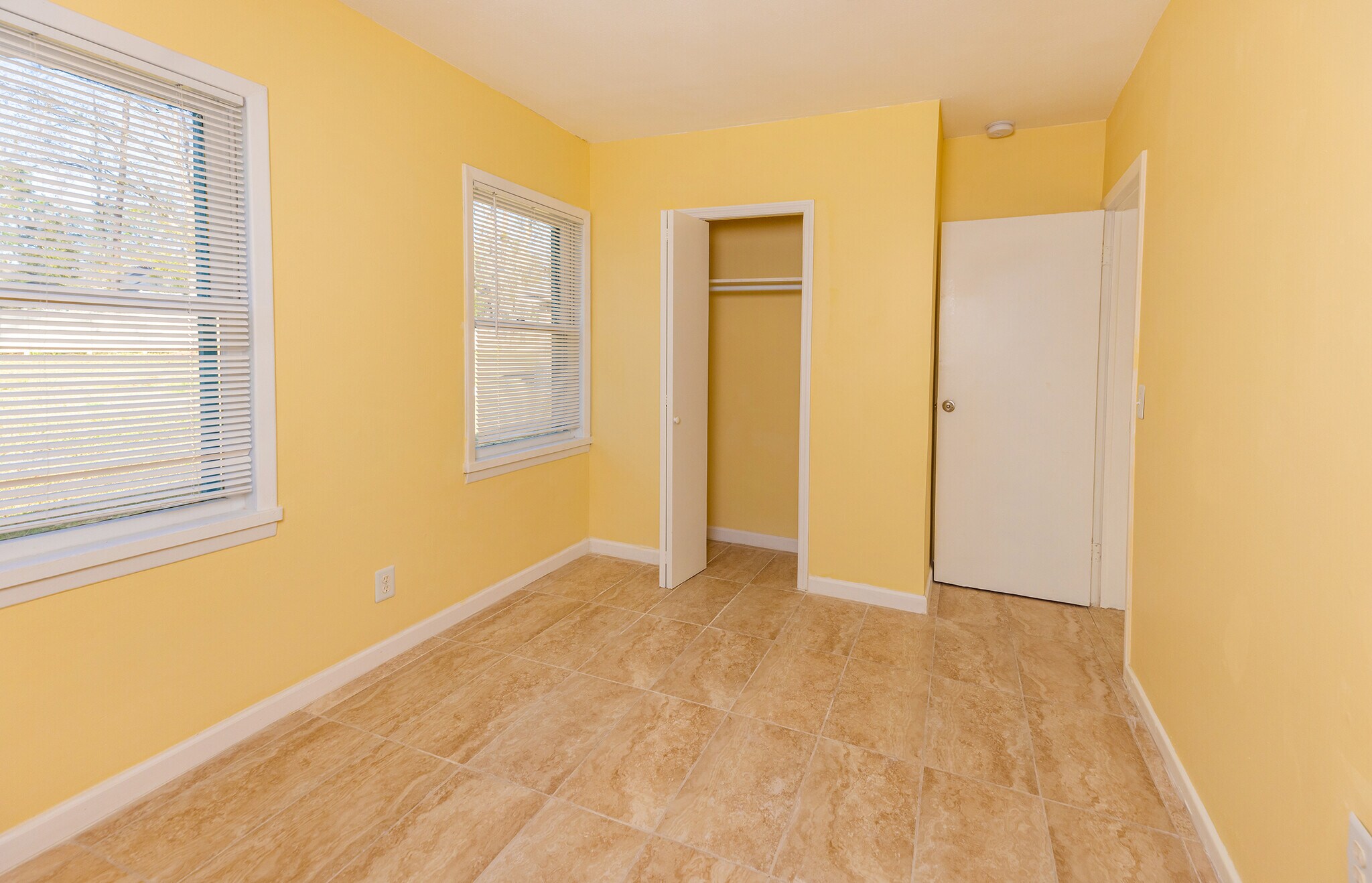 Building Photo - 6128 Townsend Rd