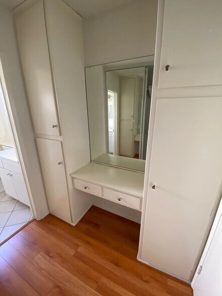 Building Photo - 1824 Manning Ave