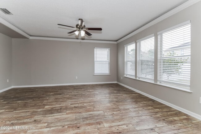 Building Photo - 416 Monet Ave