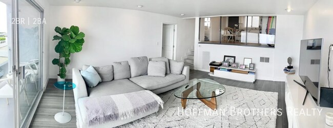 Building Photo - 18203 Coastline Dr