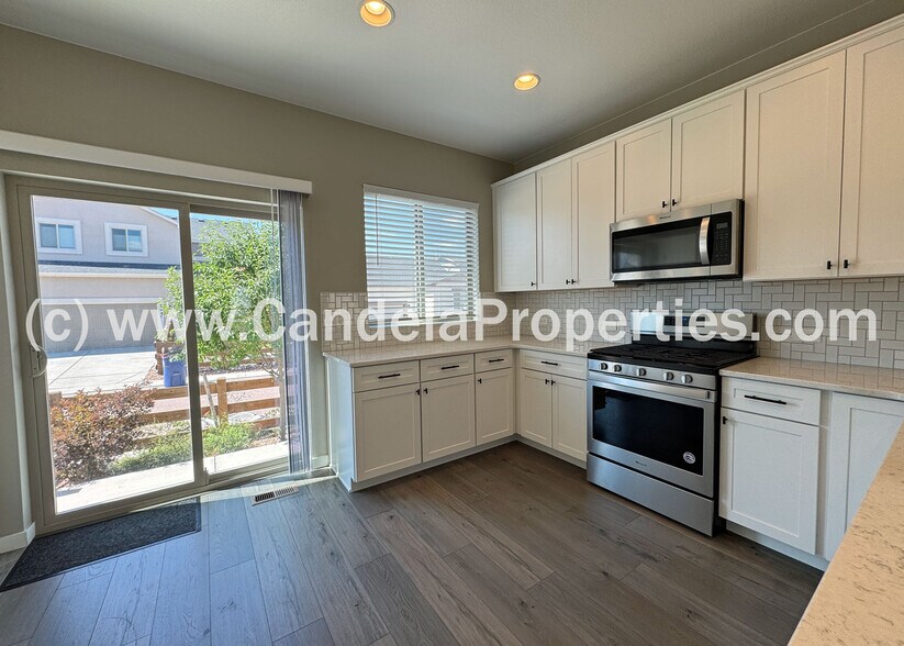 Building Photo - 7618 Red River Way