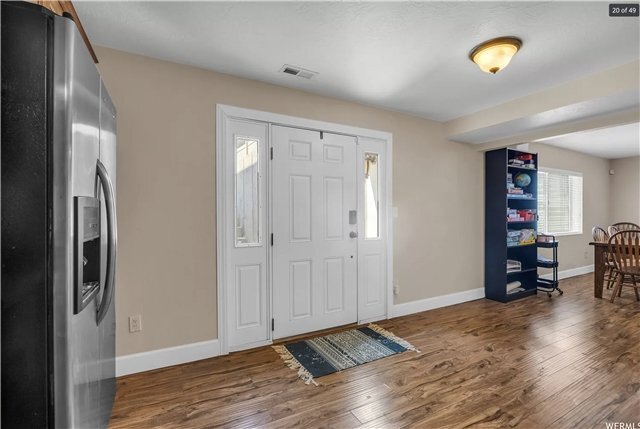 Building Photo - 225 Hansen Ridge Dr
