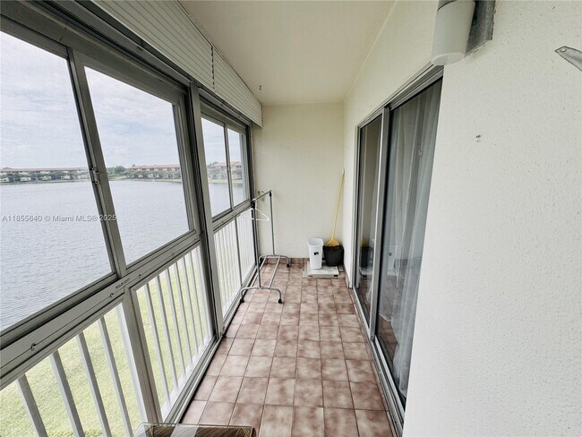 Building Photo - 1401 SW 134th Way