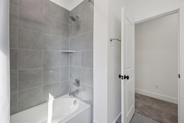 Building Photo - 3691 Spruce Hills St