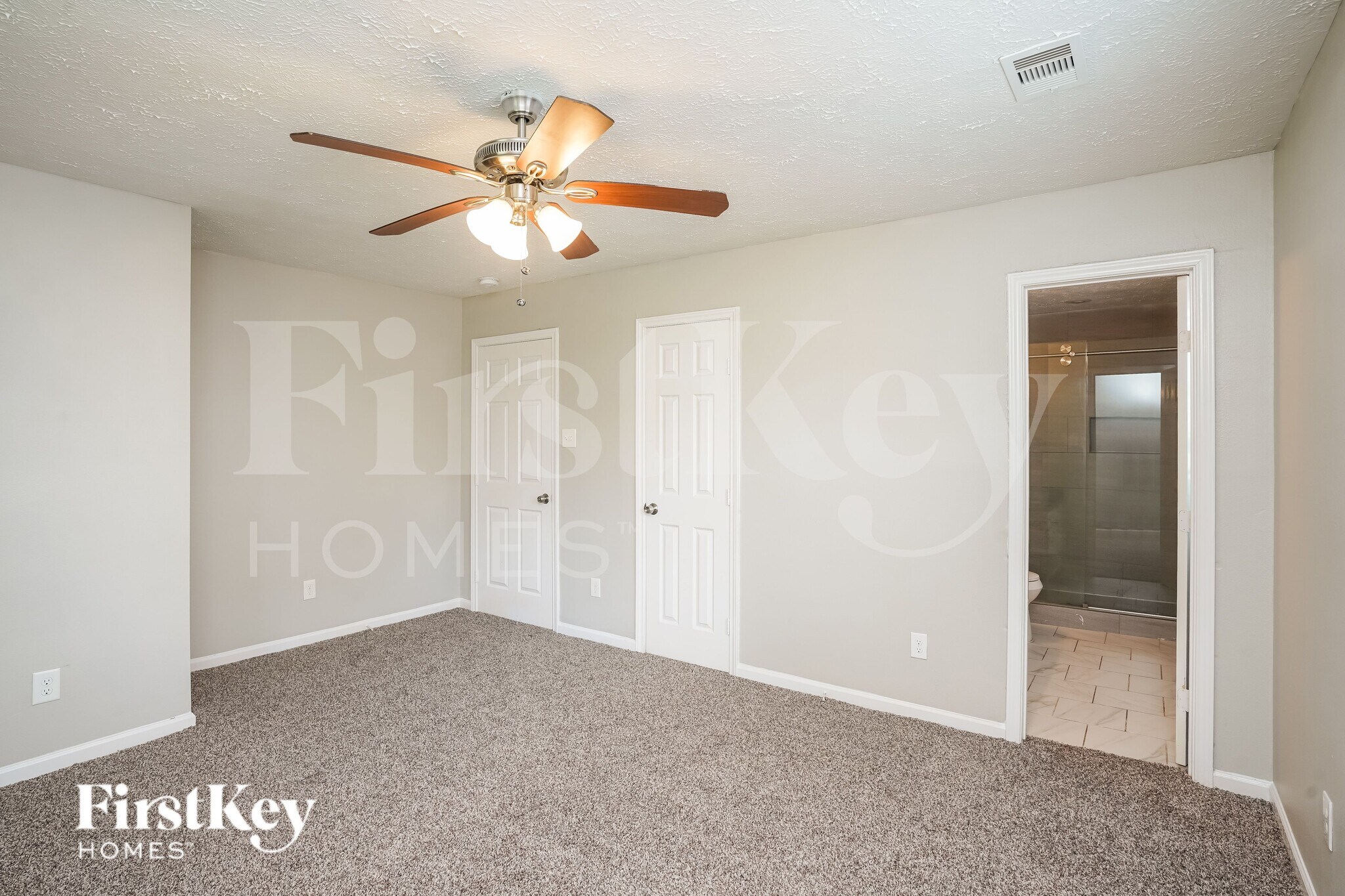 Building Photo - 4909 Green Willow Ln