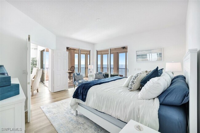 Building Photo - 267 Barefoot Beach Blvd