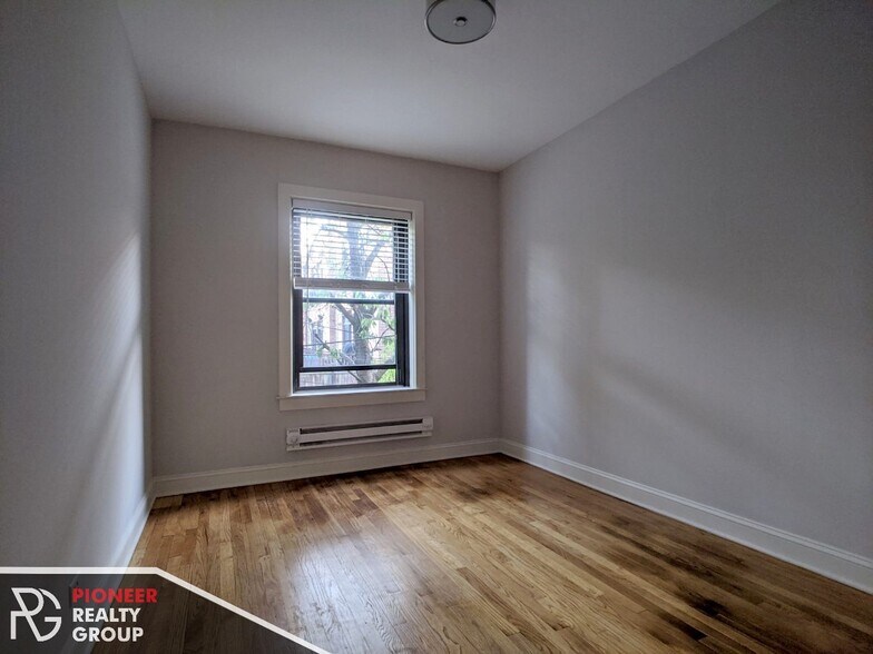 Building Photo - 2329 N Rockwell St