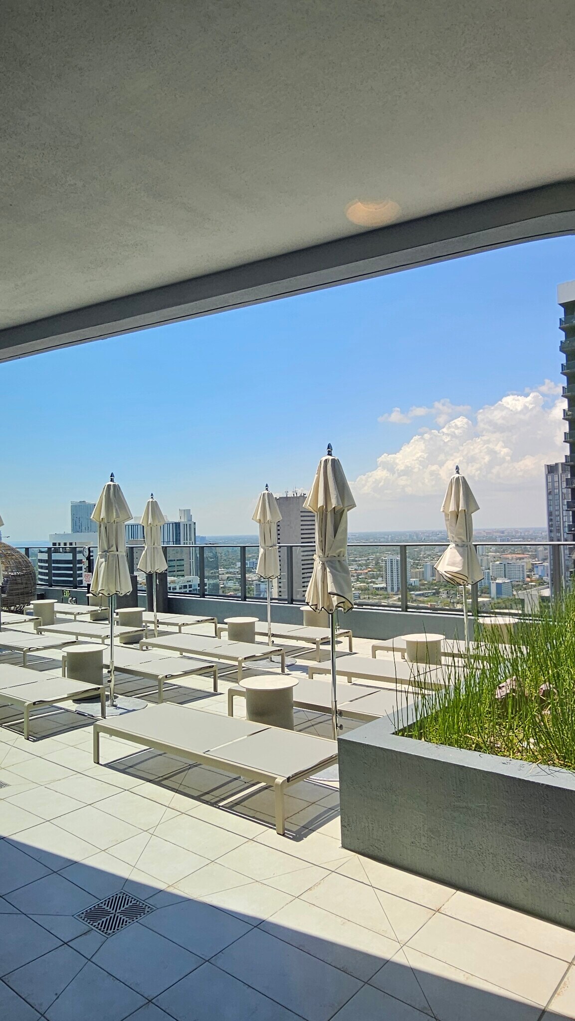 Building Photo - 121 NE 5th St