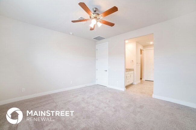 Building Photo - 8615 S 69th Ln