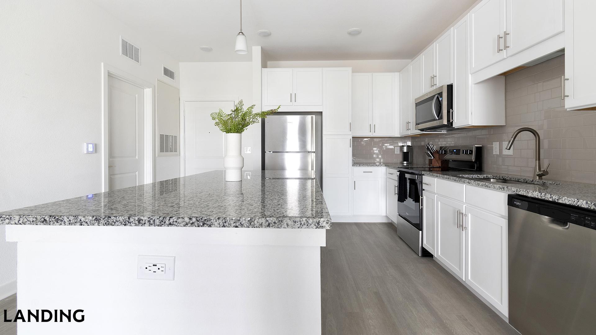 Building Photo - 12525 Tibbets Ln