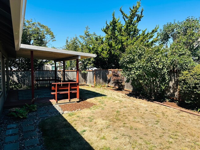 Building Photo - Charming Cascade Park One Level Home