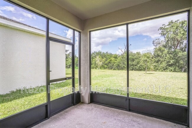 Building Photo - 2132 Live Oak Lake Rd