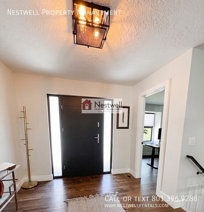 Building Photo - 1497 E Federal Heights Dr