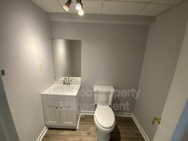 Building Photo - 13 Rocky Stone Dr
