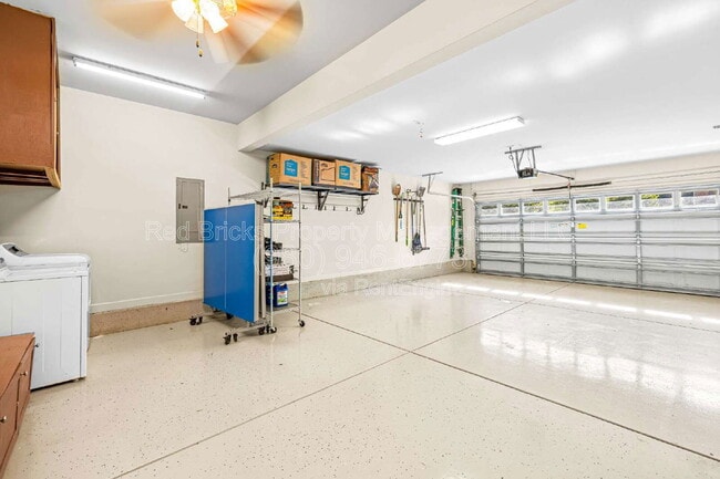 Building Photo - 2808 Twinberry Lane