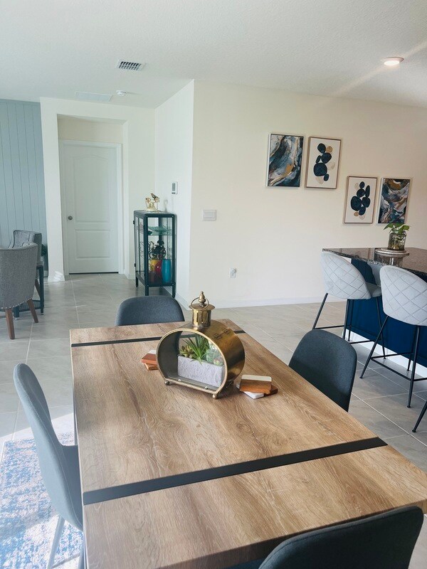 Building Photo - 2243 Tay Wes Dr