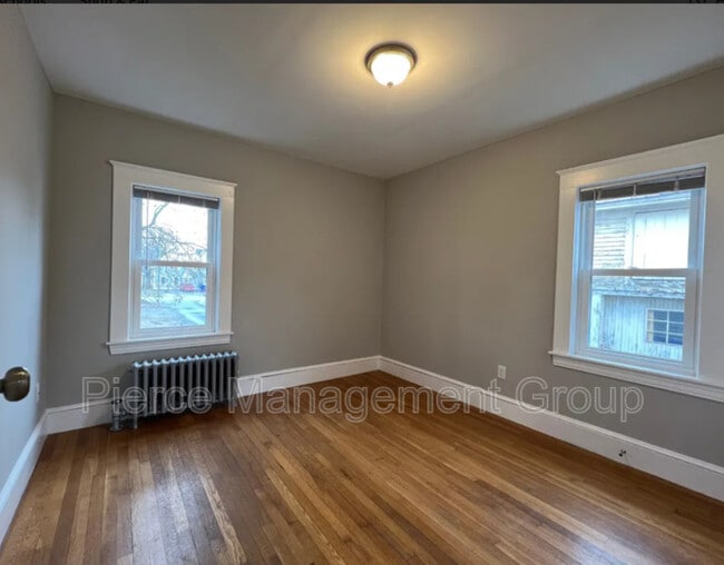 Building Photo - 84 Blodget St