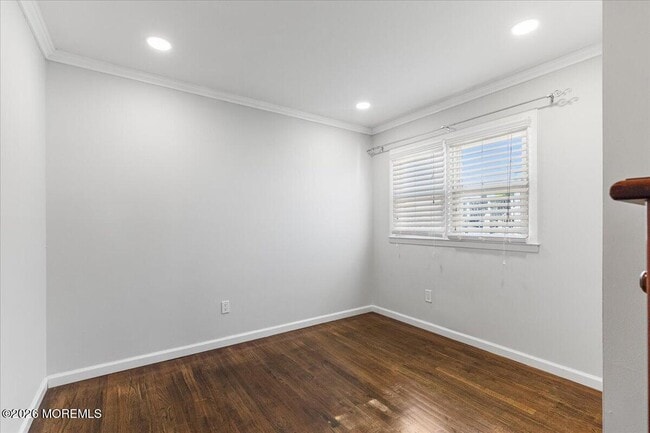 Building Photo - 774 Nassau Dr