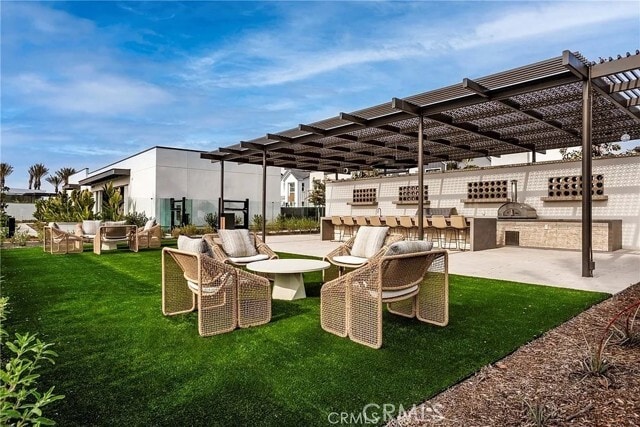 Building Photo - 101 Chapman