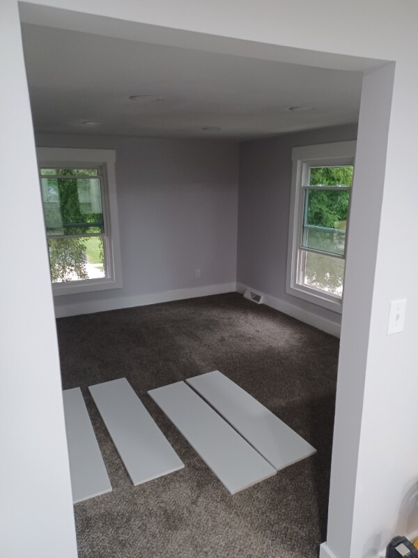 Building Photo - 317 W Main St