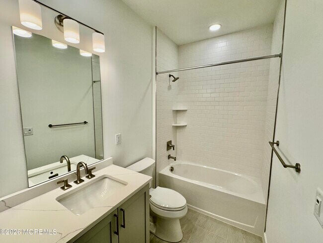 Building Photo - 50 Augustus Dr