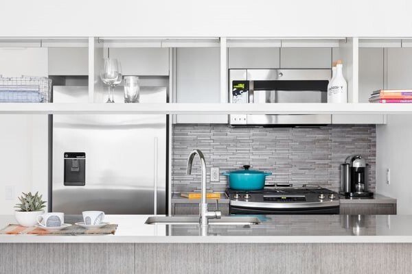 Building Photo - 77 W 24th St