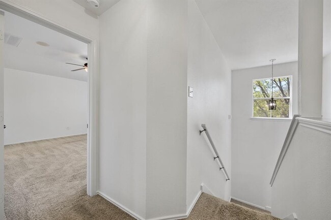 Building Photo - 1616 Kemah Dr