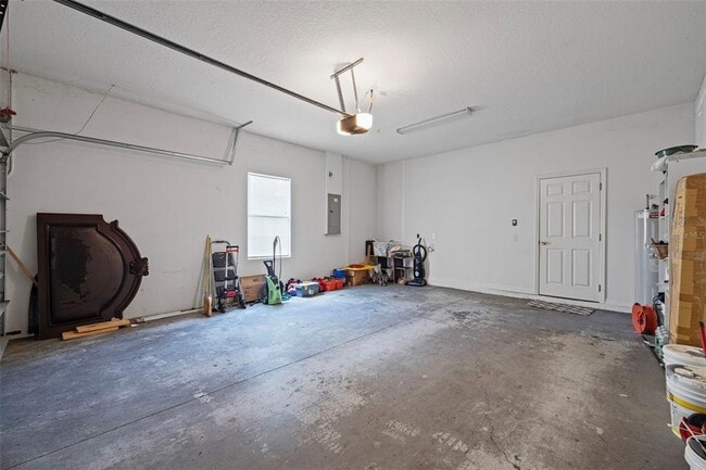 Building Photo - 4121 Key Thatch Dr