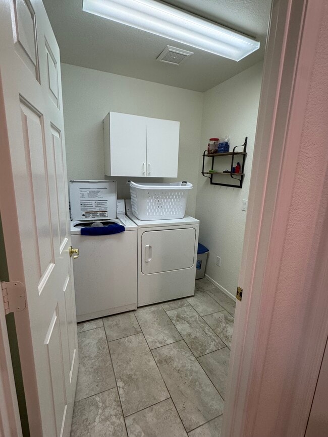 laundry - 1251 E Runaway Bay Dr