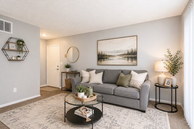 Building Photo - Bent Tree Apartments- Everything you need! Right here!