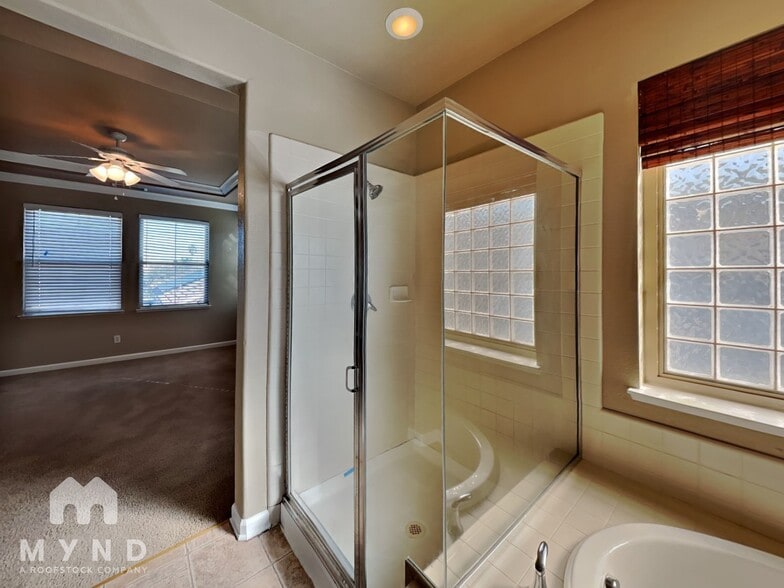 Building Photo - 3532 Silverwood Rd