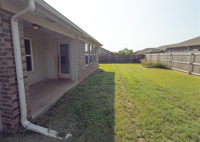Building Photo - 2701 NW 185th St