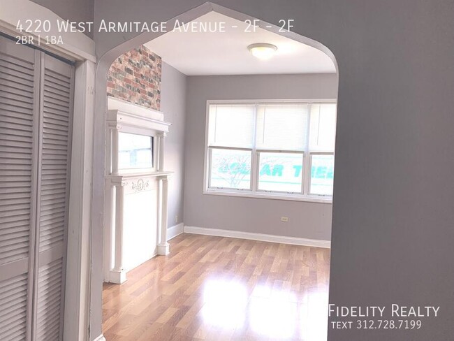 Building Photo - 4220 W Armitage Ave