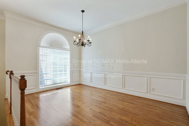 Building Photo - 2675 Rivers Edge Dr NE