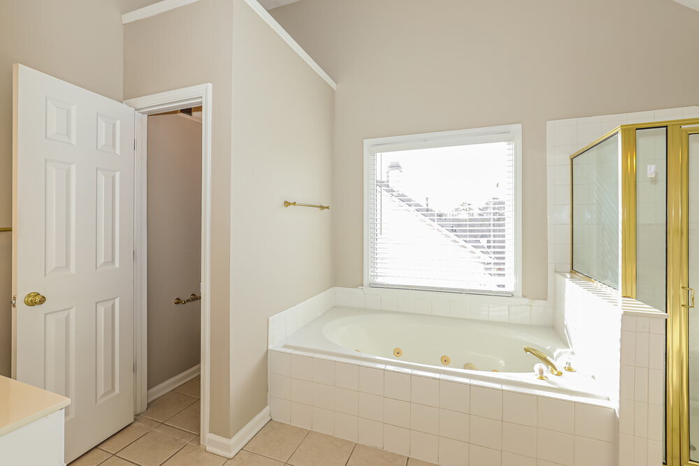 Building Photo - 312 Viceroy Curve