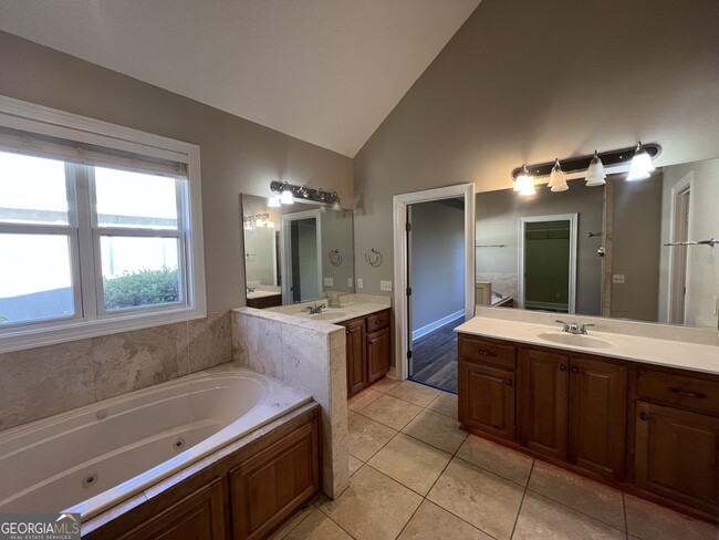 Building Photo - 229 Laurel Landing Blvd