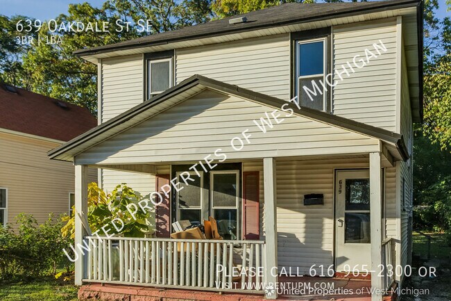 Primary Photo - Tours Estimated to Begin 2/7 | 3 Bedroom 1...