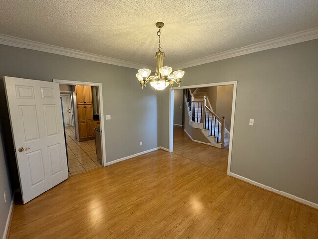 Building Photo - 17115 Grenache Ct