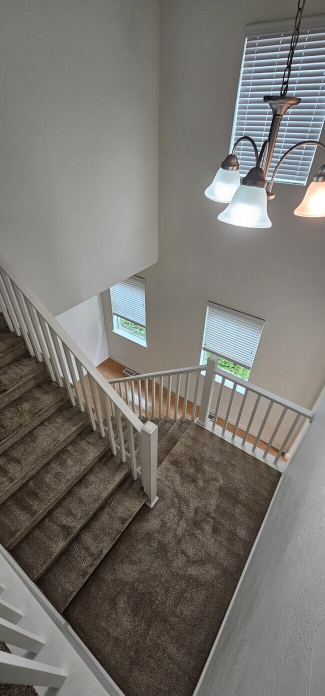 Building Photo - Single Family Home
