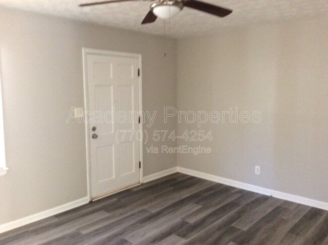 Building Photo - 6774 Valley Hill Ct